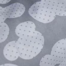 Белые мишки на сером