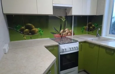 Глянцевый фартук (КОМПОЗИТ) KM 195