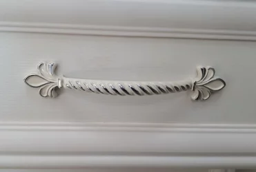 Шкаф с витриной Грация 490 Белый