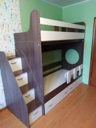 Кровать Юниор 1 (без бортика) корпус Венге фасады Белое дерево