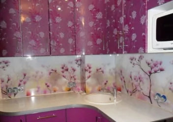 Глянцевый фартук (КОМПОЗИТ) KM 213