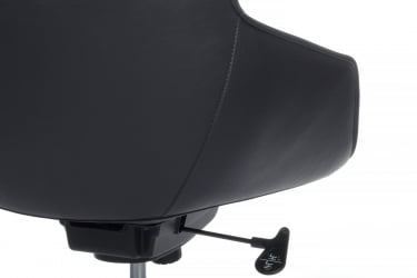 Кресло Magic-M B628 Черный