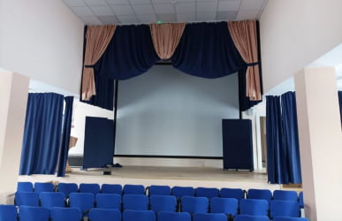 Комплект одежды для сцены. Ткань атлас плотный