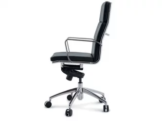 Кресло с высокой спинкой на крестовине Абсолют D100 Черное