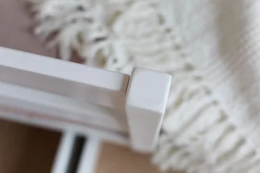 Детская кровать для мальчика в белом цвете с ящиками Сердечки