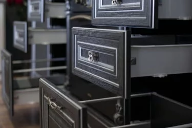 Кухонный гарнитур 2400 Италия №03 Черный Дуб темный