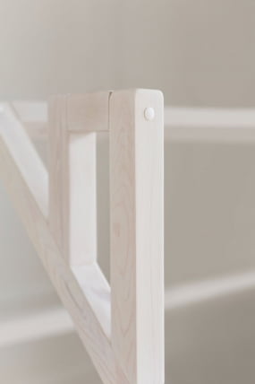 Кровать-домик в колерованном масле_4