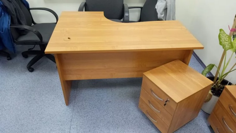 Стол эргономичный (правый) Альфа 61.61_1