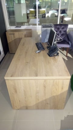 Стол руководителя Torr-Z TST 189 Дуб Девон_1