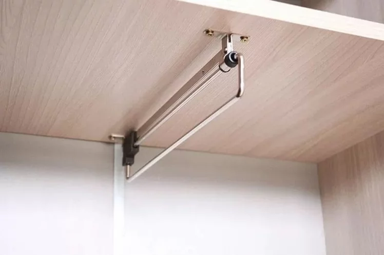 Шкаф двухстворчатый с зеркалом Ольга 3.1 Ясень шимо светлый Венге_5