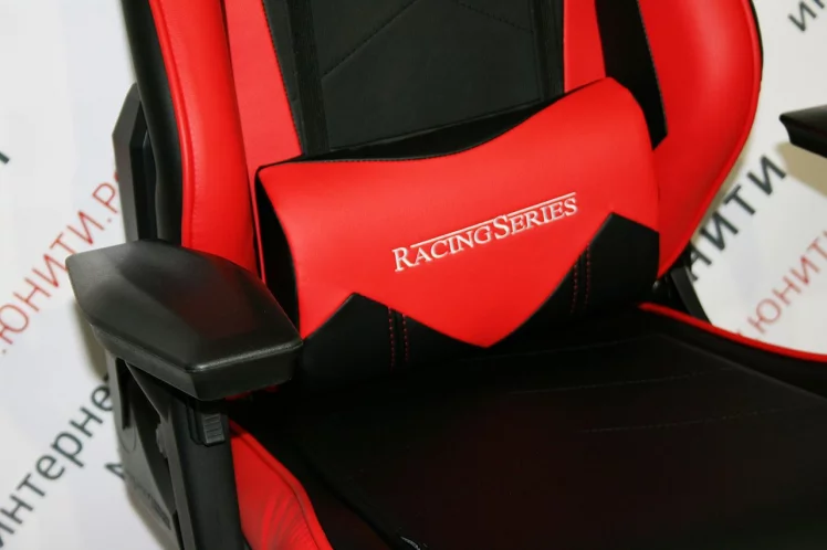 Геймерское кресло DXRacer OH/RE0/NR_11
