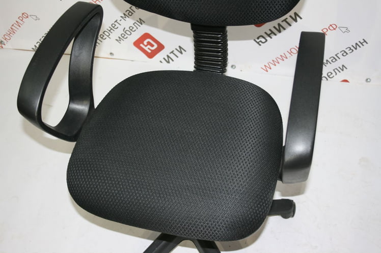 Кресло офисное СН-682 выставочный образец JP 15-2 Черный_5