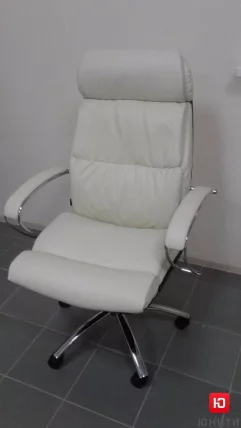 Кресло руководителя Метта ЛК-15 Ч 820 Бежевое / Metta LK-15 Ch_6