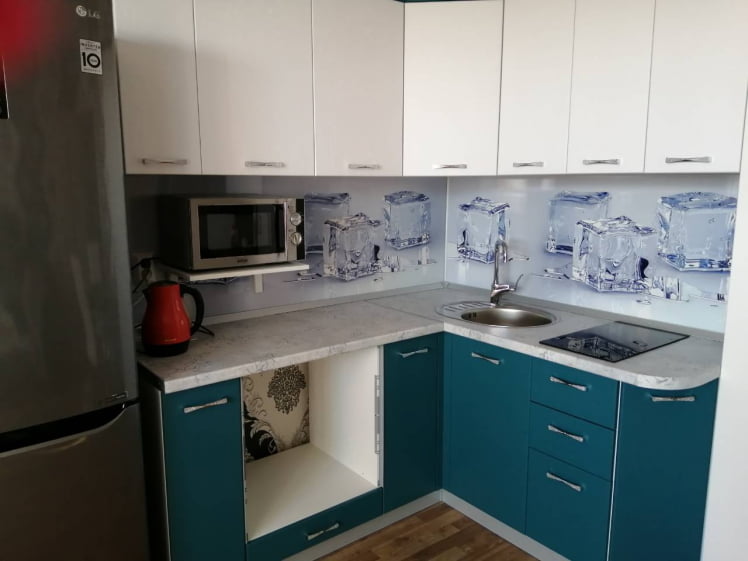 Глянцевый фартук (КОМПОЗИТ) KM 02_1