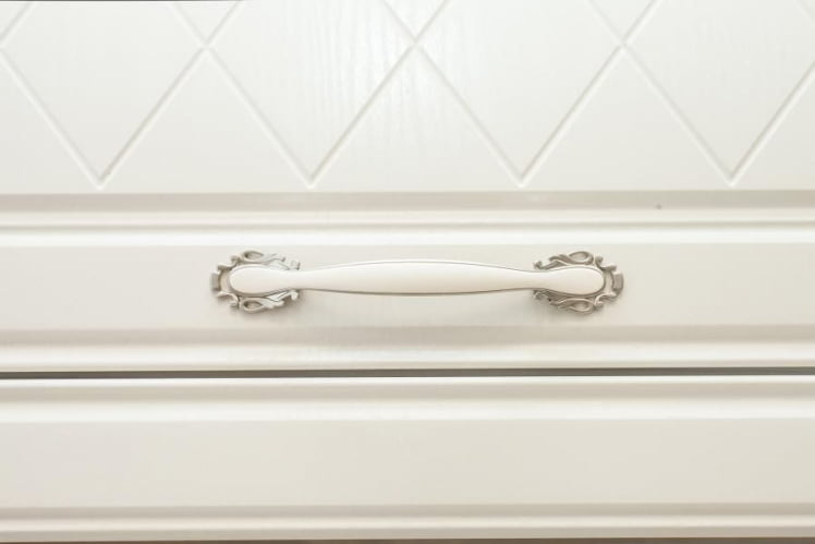 Стол кухонный (3 ящика с системой плавного закрывания) Тиффани 19.90_2